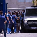 Gerson chega à Toca da Raposa II para assinar contrato com o Cruzeiro