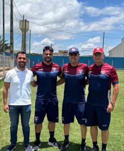 Comissão do Betim e Marcos Zang (centro esq)