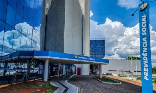 INPC em 2025 subiu 3,9% segundo o IBGE, reajustando os benefícios do INSS para quem recebe acima do salário mínimo