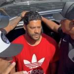 Hulk conversa com torcedores no CT e abre o jogo sobre situação no Atlético