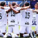 Santos vira sobre o São Carlense-SP, segue 100% e avança em primeiro na Copinha