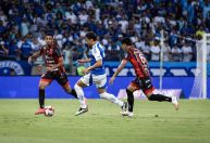 Com time alternativo, Cruzeiro é derrotado pelo Pouso Alegre em estreia no Mineiro