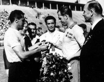 Jogadores do Uruguai comemoram título da Copa do Mundo de 1950