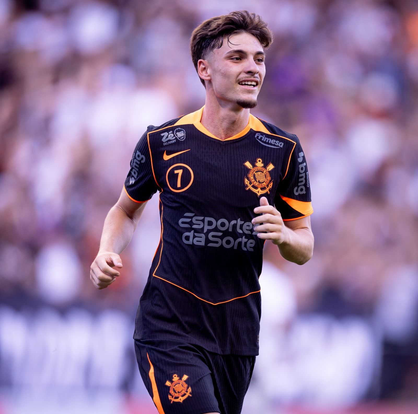 Corinthians define prioridade em meio a interesse do Flamengo por Breno Bidon