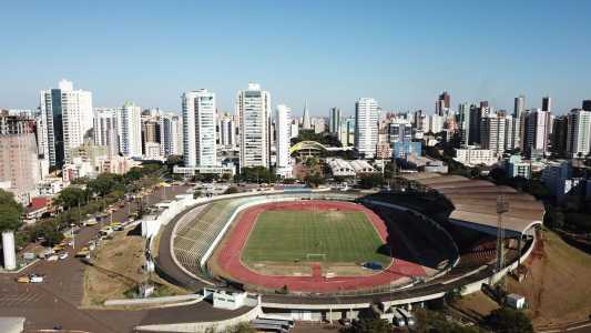 Estádio Willie Davids, palco dos jogos do Maringá FC, atualmente tem capacidade para 16.226 torcedores