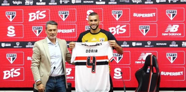 Matheus Dória é apresentado como reforço do São Paulo