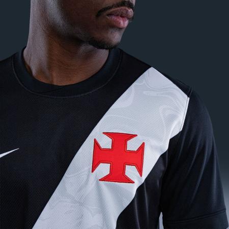 Veja fotos do novo uniforme do Vasco em parceria com a Nike