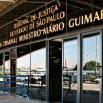 Homem é condenado a 27 anos de prisão por matar idoso com 'voadora'