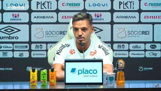 Gabriel Menino está emprestado ao Santos pelo Atlético