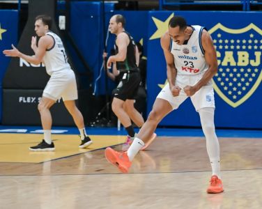 Rafael Rachel celebra em KTO Minas 95 x 75 Aguada, pela Champions League Américas 2025/2026