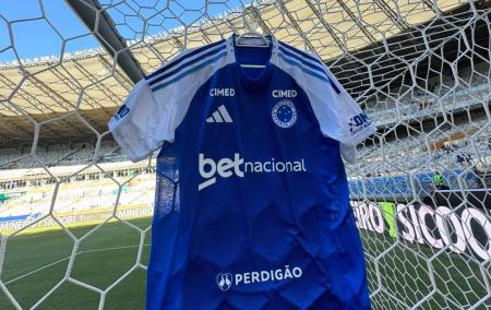Uniforme do Cruzeiro no Mineirão