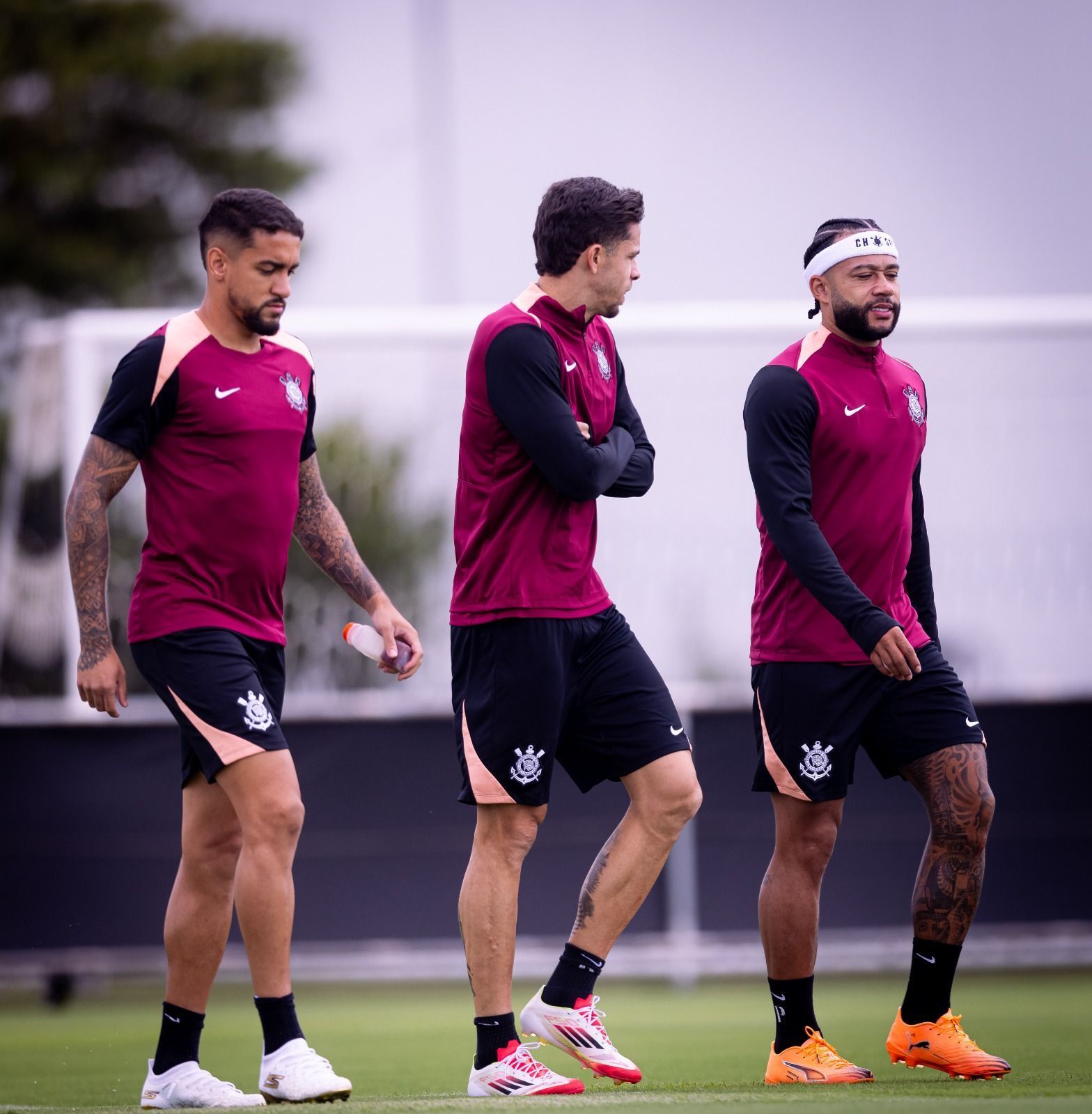 Desfalque do Corinthians, Memphis Depay avança em recuperação