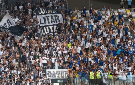 Clássico terá duas torcidas na Arena MRV após longo período
