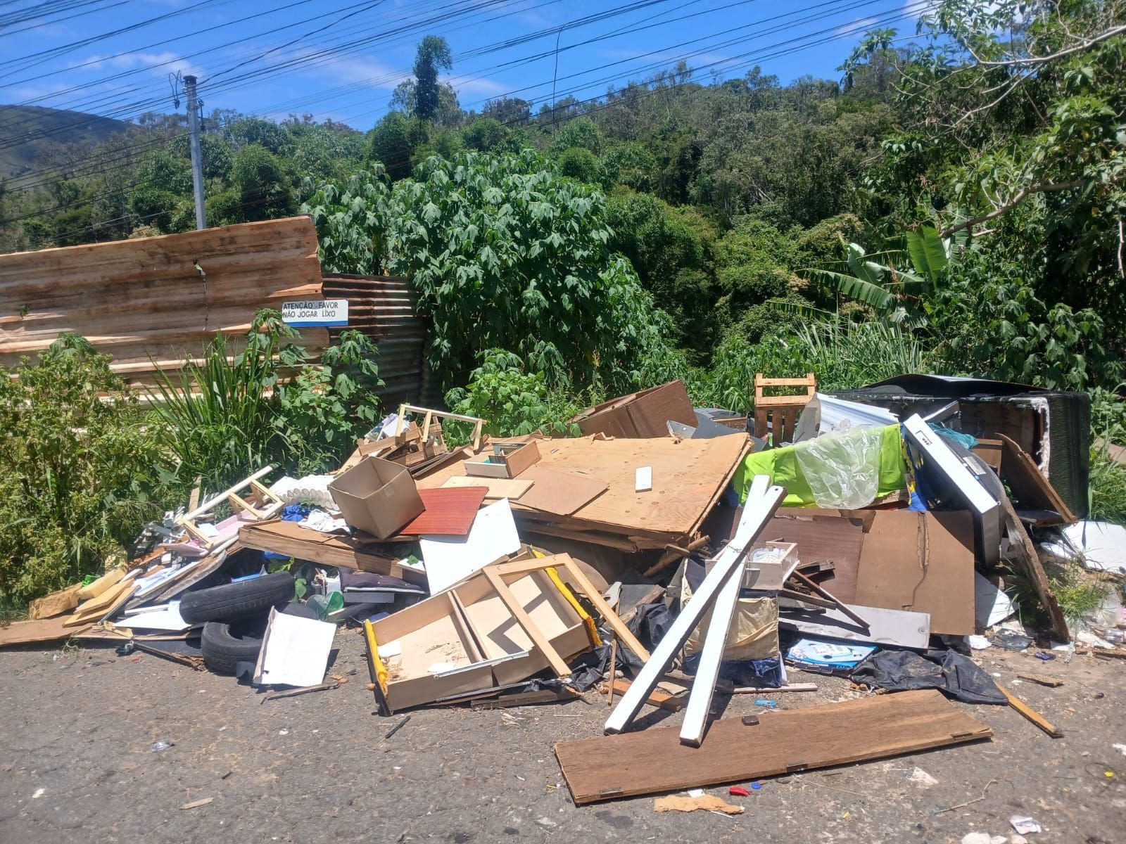 Prefeitura de Ouro Preto abre agendamento gratuito para coleta de resíduos volumosos