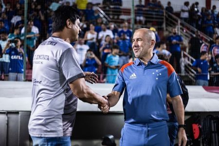 Leonardo Jardim estreou pelo Cruzeiro contra o Democrata-GV em 2025 • Gustavo Aleixo/Cruzeiro