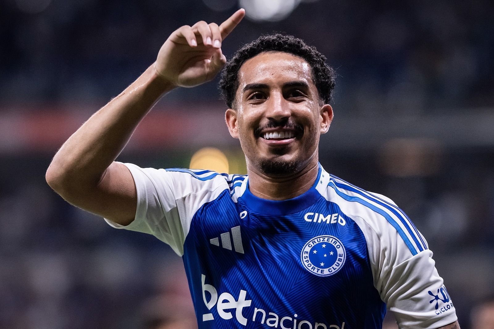 Christian celebra Gerson no Cruzeiro e conta com trunfo para manter titularidade