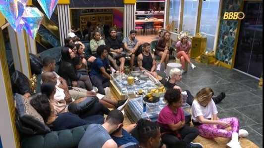 Participantes se reuniram nesta tarde