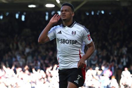 Rodrigo Muniz, campeão pelo Flamengo, joga no Fulham, da Inglaterra