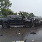 Batida de frente entre carro e caminhonete deixa dois mortos na BR-040