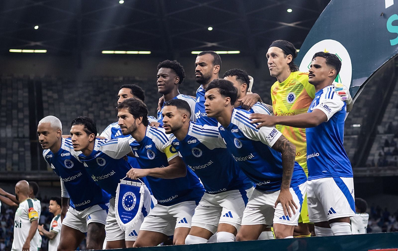 Cruzeiro tem posição definida em meio à insistência de clube europeu por titular