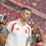 Pezzolano exalta Borré e dá 'receita' para vitória do Inter sobre o Grêmio