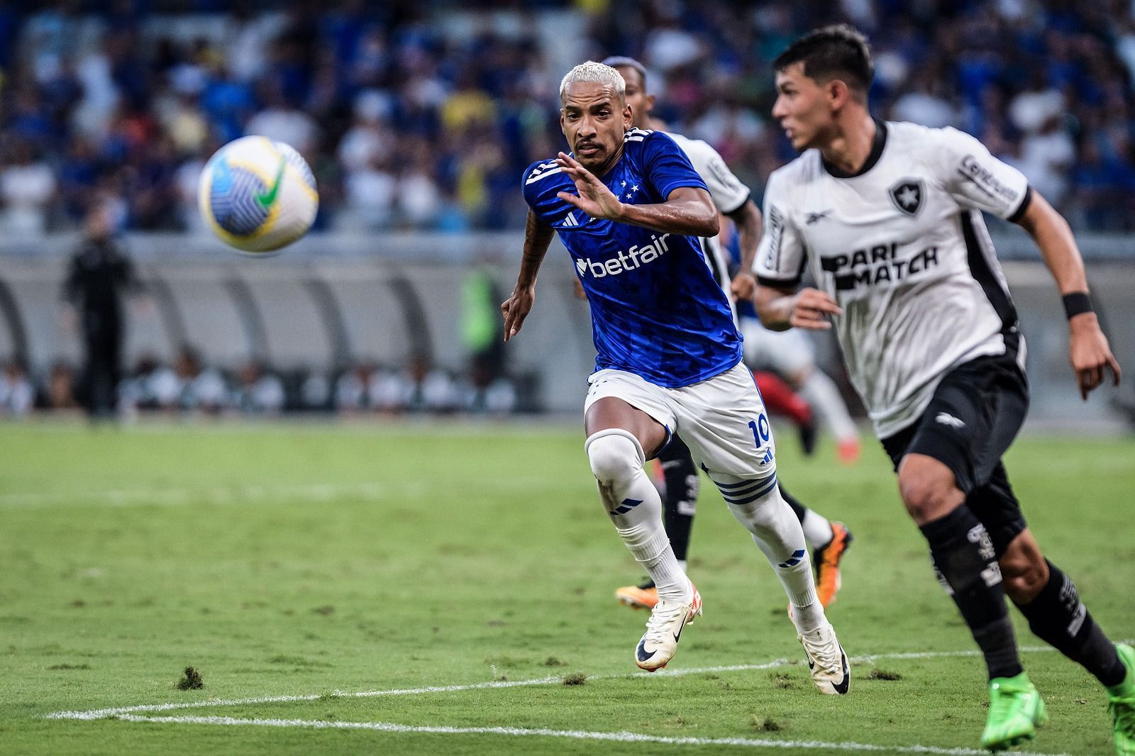 Cruzeiro tem sete remanescentes de estreia contra Botafogo no Brasileirão de 2024