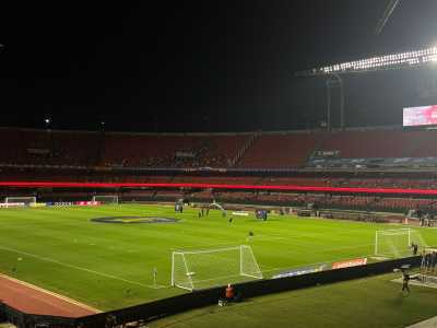 São Paulo e Flamengo protagonizam partida no Morumbis