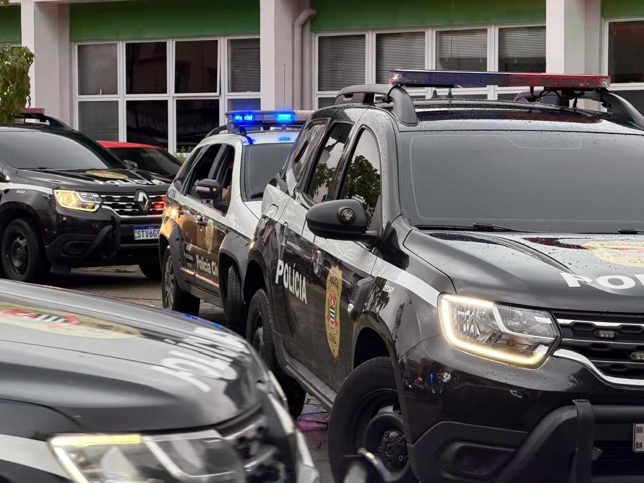 Polícia Civil desarticula pontos de tráfico e apreende quase 30 kg de drogas em SP