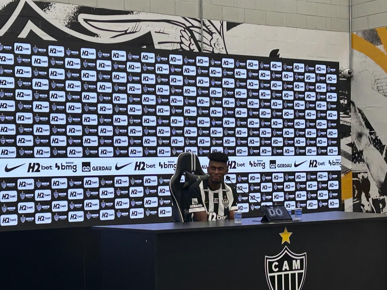 Cassiera fala sobre 'peso' de número escolhido para atuar pelo Atlético