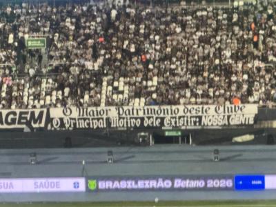 Faixa da torcida do Botafogo com recado para John Textor