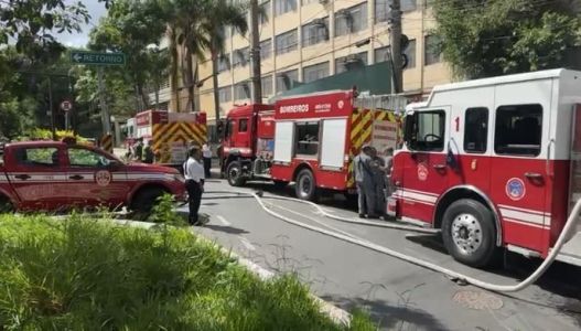 Incêndio atingiu o Instituto do Coração, em SP, nesta sexta-feira (30)