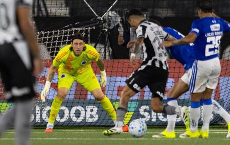 Cruzeiro foi goleado pelo Botafogo na estreia do Brasileirão
