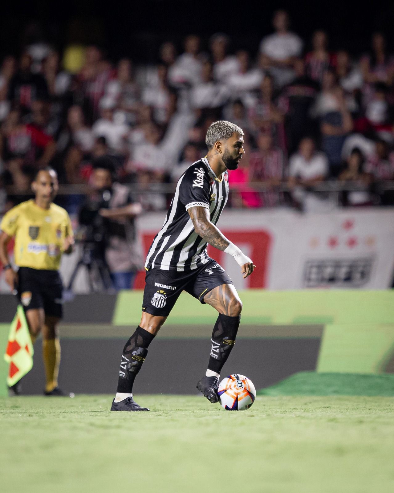 Gabigol desabafa após derrota do Santos para o São Paulo