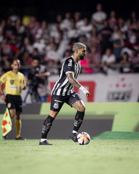 Gabigol, atacante do Santos