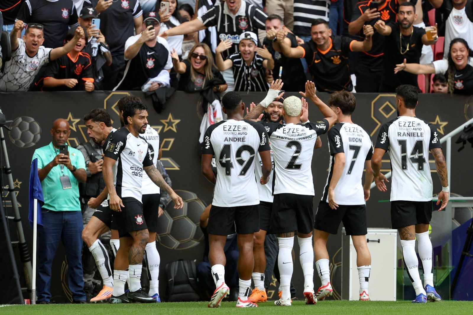 Corinthians é bicampeão e sobe no ranking de vencedores da Supercopa do Brasil