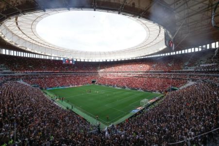 Torcidas de Flamnengo e Corinthians