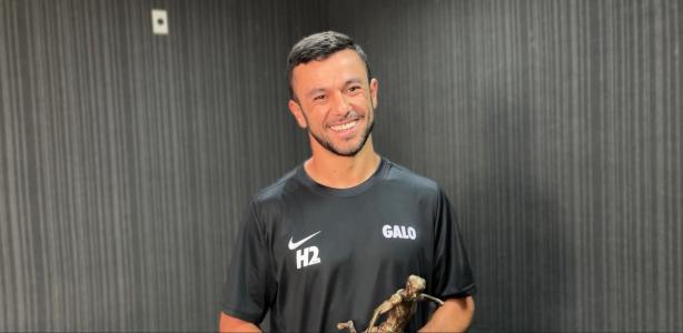 Henrique Teixeira, treinador campeão brasileiro sub-17 pelo Atlético em 2025