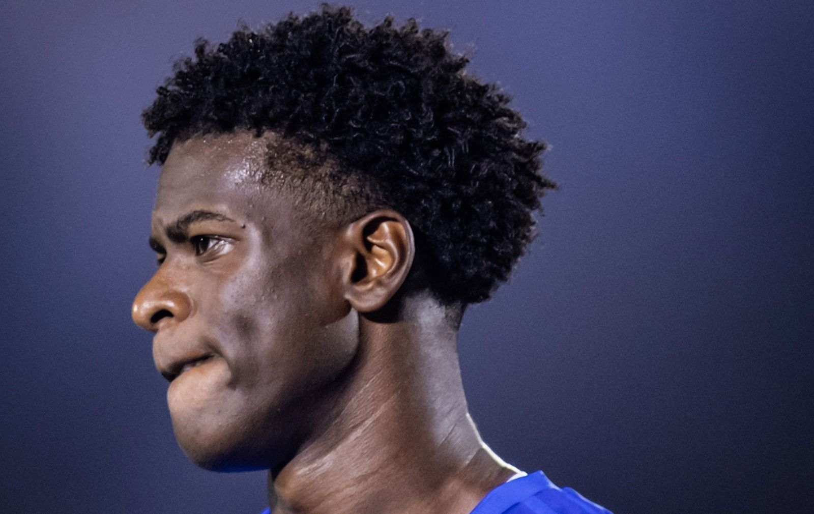 Zagueiro tem lesão confirmada e vira desfalque no Cruzeiro; saiba detalhes
