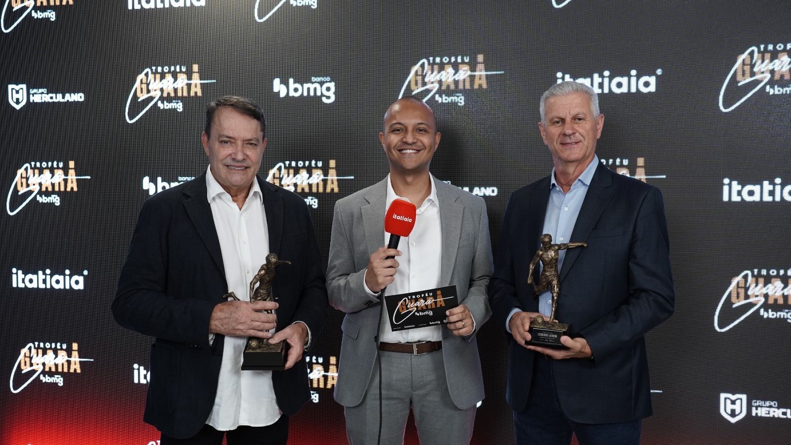 Cruzeiro: Pedrinho revela sentimento após feito inédito no Troféu Guará Bmg