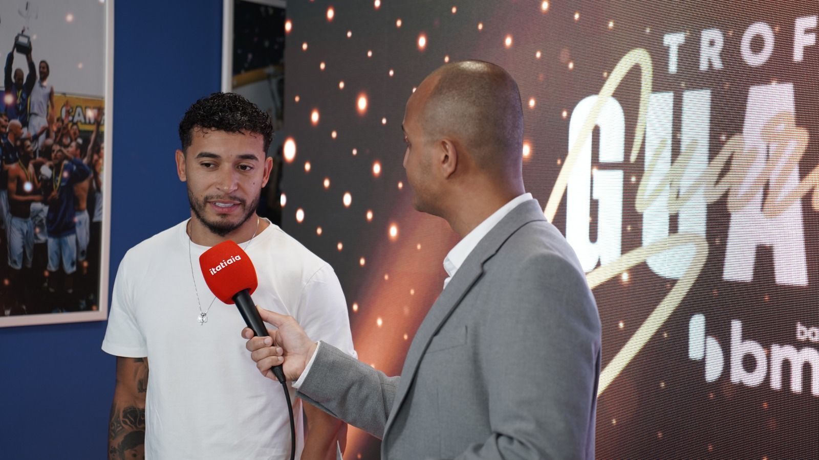 Troféu Guará Bmg: William comemora prêmios seguidos e cita evolução do Cruzeiro