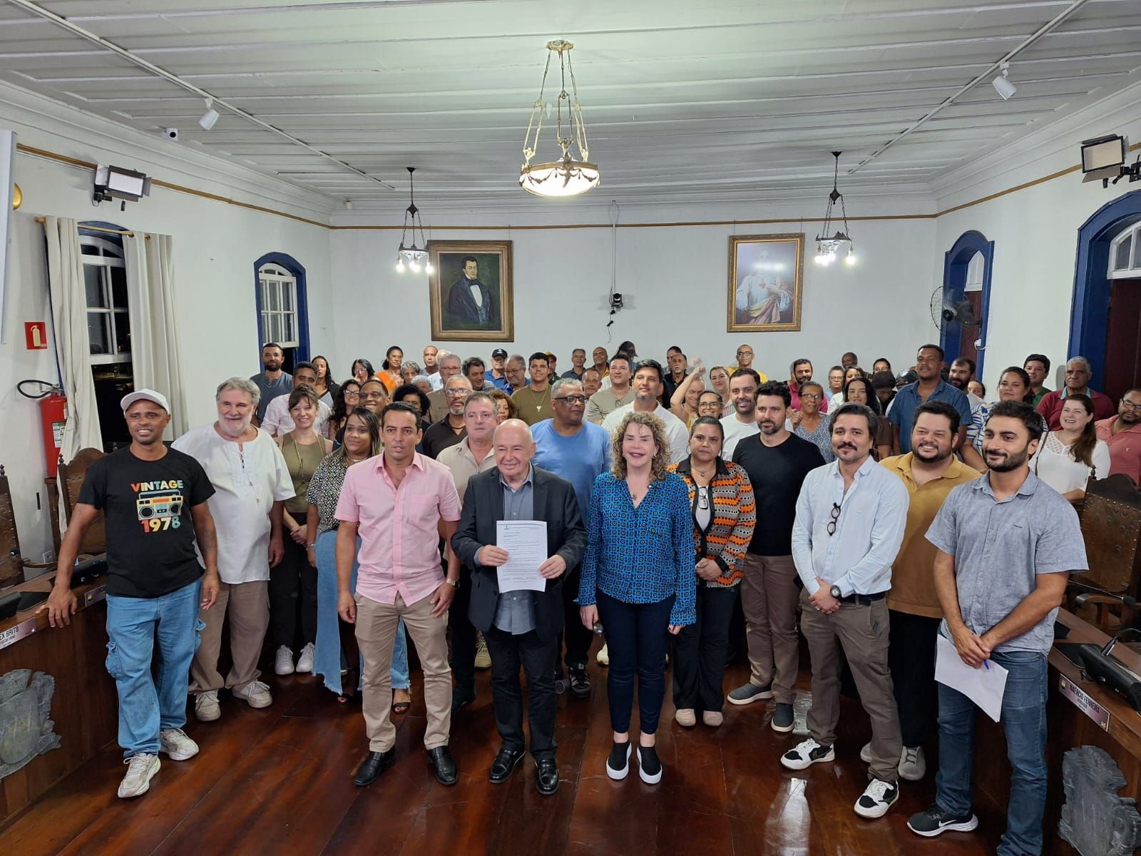 Primeira reunião do ano propõe programa “Mão Dupla” e aproxima a FAMOP do Executivo