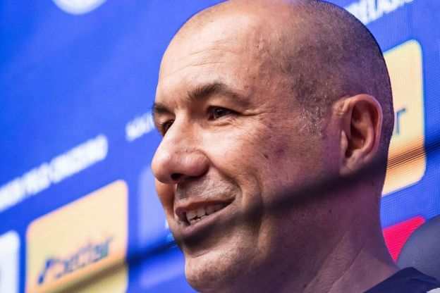 Ex-Cruzeiro, Jardim celebra conquista do Troféu Guará Bmg e faz agradecimento