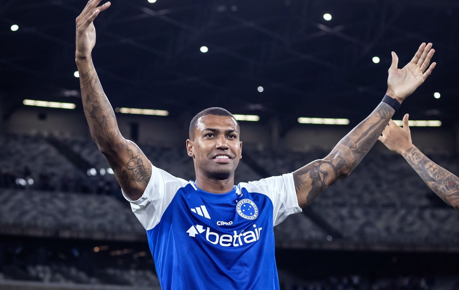 Executivo do Cruzeiro abre o jogo e 'anuncia' novidade sobre Walace