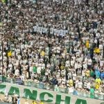 Torcida do Palmeiras xinga Anderson Barros e cobra saída de diretor