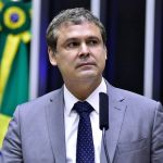 Conselho de Ética arquiva denúncia do Novo contra Lindbergh Farias