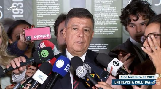 Presidente da CPMI Carlos Viana