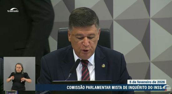 Senador Carlos Viana na CPMI do INSS