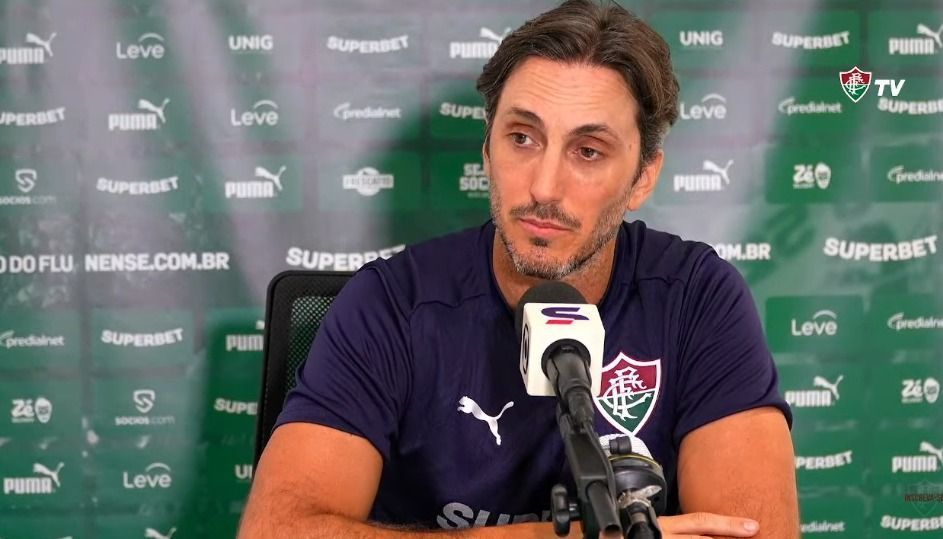 Fluminense: Zubeldía é direto e explica ausência de Savarino em jogo contra o Bahia