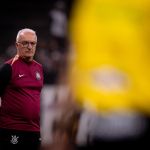 Dorival atualiza situação de dupla machucada após Corinthians x Capivariano