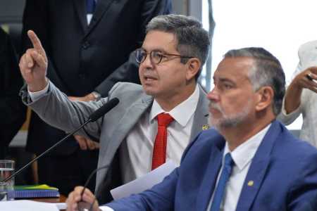 CPMI do INSS aprova pedidos de prisão preventiva e envia solicitações ao STF